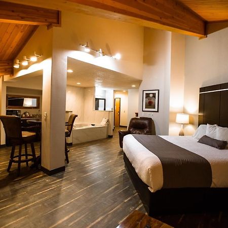מוזס לייק Ten Pin Inn & Suites מראה חיצוני תמונה