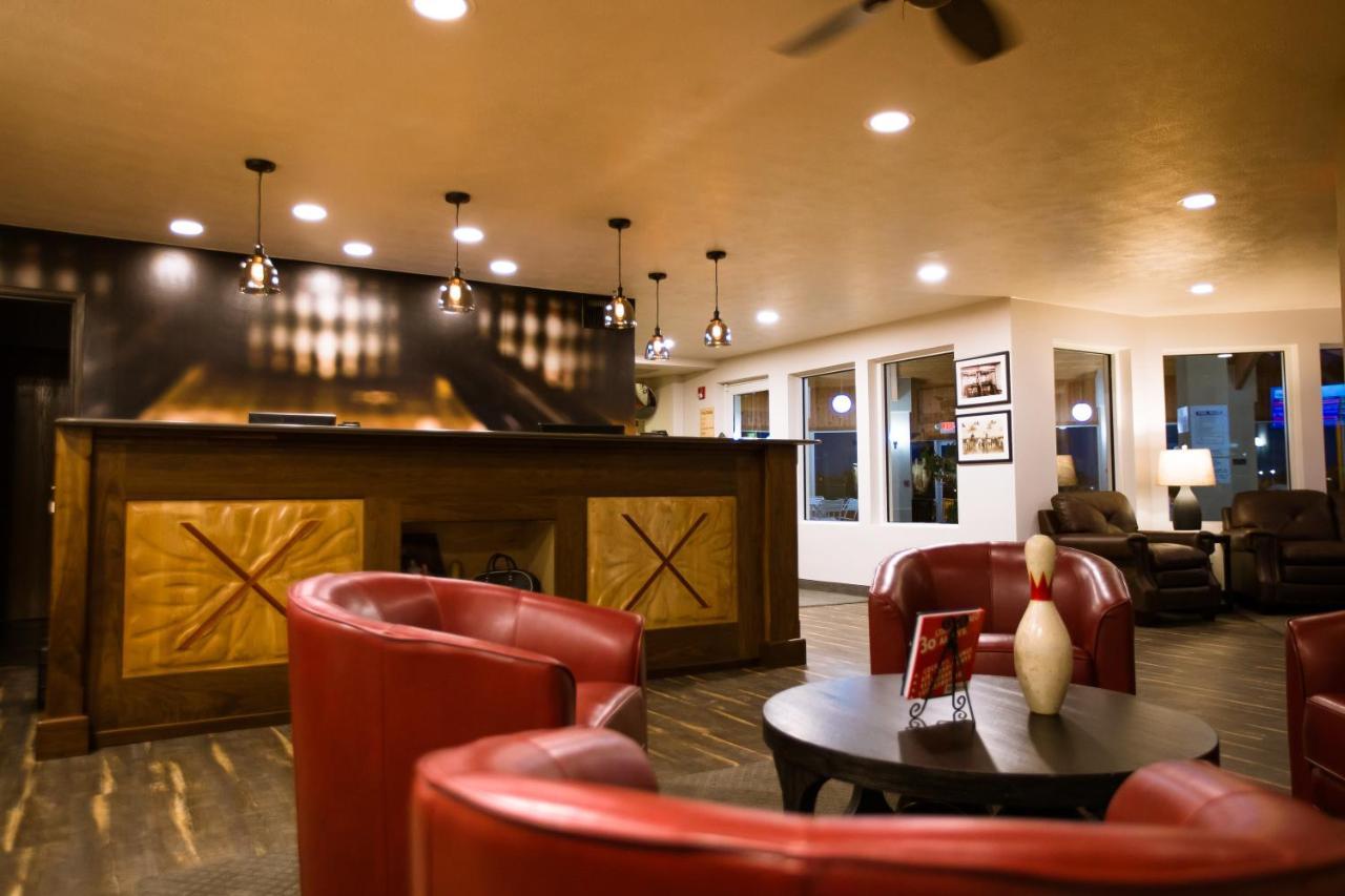 מוזס לייק Ten Pin Inn & Suites מראה חיצוני תמונה